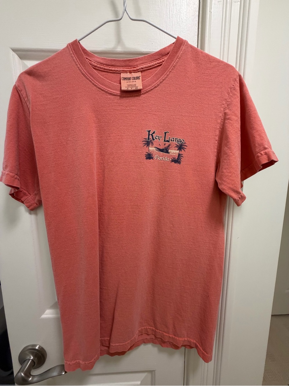Comfort Colors Coral Short-Sleeve Key Largo Graphic Tee